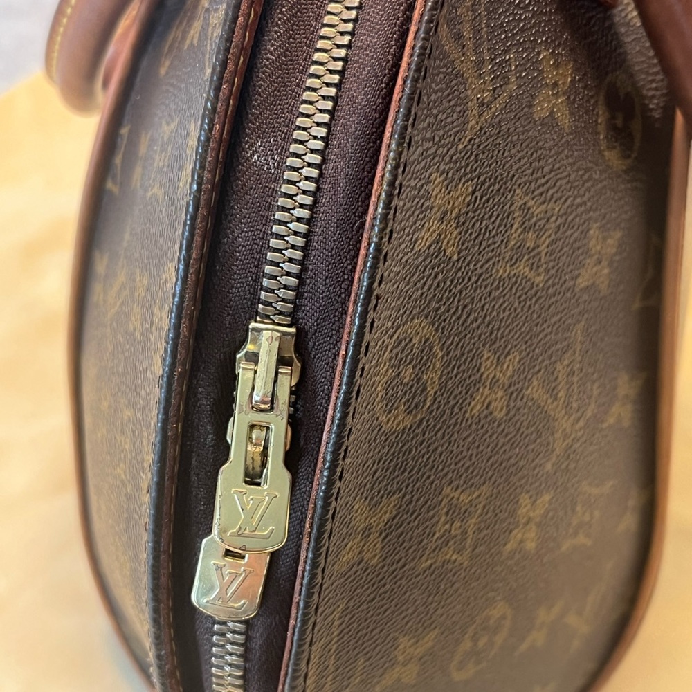 LV Monogram Ellipse PM. - Picture 8 of 12